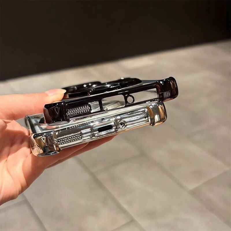 Schöne Blumen- und Schmetterli – Oppo Reno 12 Bewertung und Preis